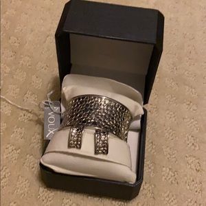 Voux Bracelet and Earring Set